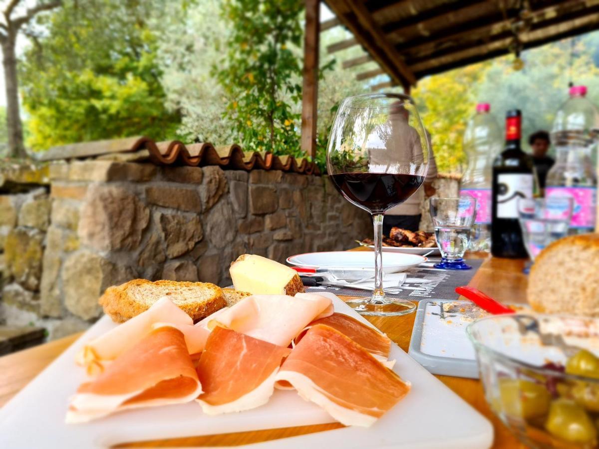Podere La Zinzinina - Villa Intera Montecatini Val di Cecina Eksteriør bilde